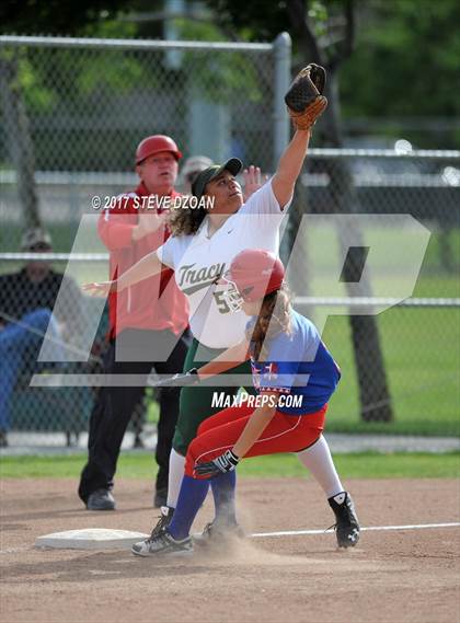 Thumbnail 2 in East Union @ Tracy photogallery.