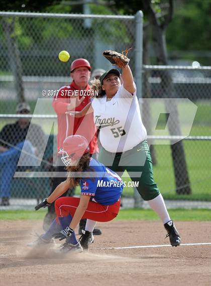 Thumbnail 3 in East Union @ Tracy photogallery.