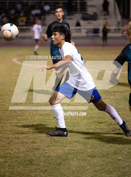 Thumbnail 3 in King Kekaulike vs Hilo (HHSAA D1 Final) photogallery.