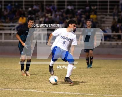 Thumbnail 2 in King Kekaulike vs Hilo (HHSAA D1 Final) photogallery.