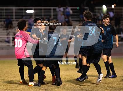 Thumbnail 1 in King Kekaulike vs Hilo (HHSAA D1 Final) photogallery.