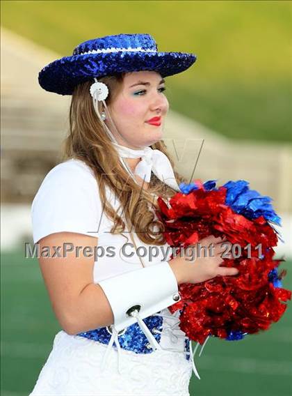 Thumbnail 3 in North Garland @ South Garland photogallery.
