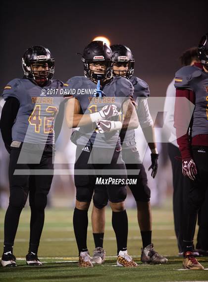 Thumbnail 1 in Tulare Union vs Serra (CIF Regional 2-AA Final) photogallery.