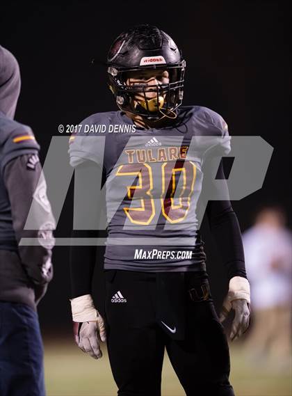 Thumbnail 3 in Tulare Union vs Serra (CIF Regional 2-AA Final) photogallery.