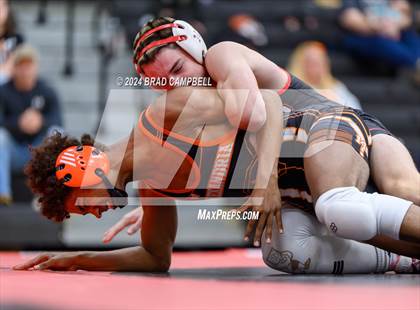 Thumbnail 3 in Weaver vs. Alexandria photogallery.