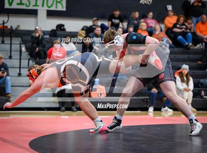 Thumbnail 3 in Weaver vs. Alexandria photogallery.