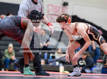 Thumbnail 3 in Weaver vs. Alexandria photogallery.