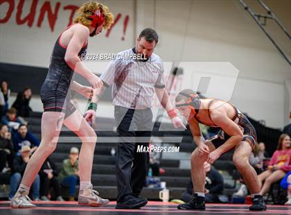 Thumbnail 2 in Weaver vs. Alexandria photogallery.