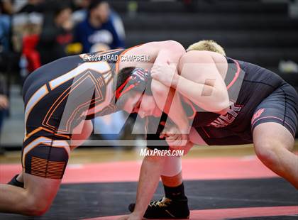 Thumbnail 3 in Weaver vs. Alexandria photogallery.