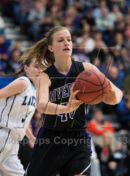 Thumbnail 3 in Riverton vs. Layton (UHSAA 5A Final) photogallery.