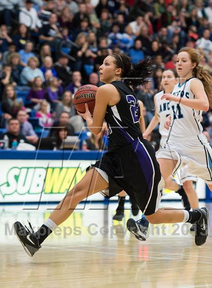 Thumbnail 3 in Riverton vs. Layton (UHSAA 5A Final) photogallery.