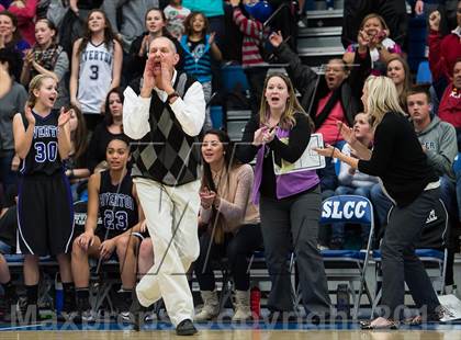 Thumbnail 3 in Riverton vs. Layton (UHSAA 5A Final) photogallery.