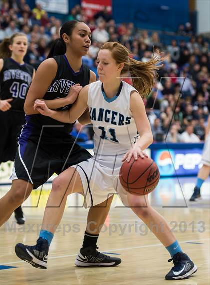 Thumbnail 3 in Riverton vs. Layton (UHSAA 5A Final) photogallery.