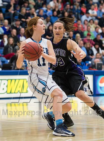 Thumbnail 1 in Riverton vs. Layton (UHSAA 5A Final) photogallery.