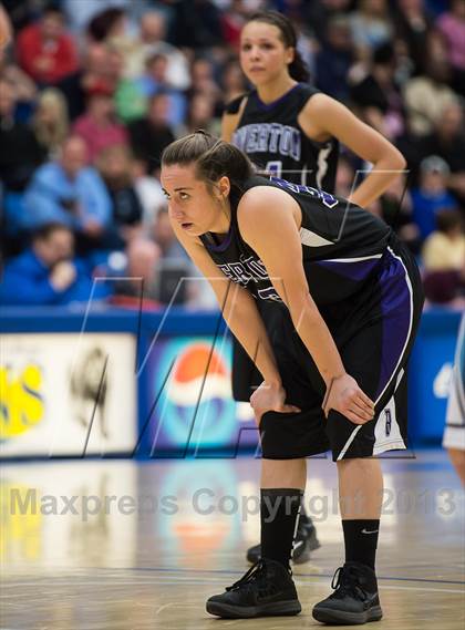 Thumbnail 2 in Riverton vs. Layton (UHSAA 5A Final) photogallery.