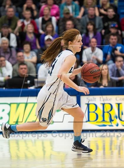 Thumbnail 1 in Riverton vs. Layton (UHSAA 5A Final) photogallery.