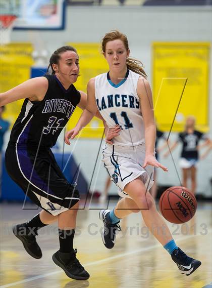 Thumbnail 2 in Riverton vs. Layton (UHSAA 5A Final) photogallery.
