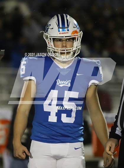 Thumbnail 3 in Riverdale @ Lebanon (TSSAA 6A 2nd Round Playoff) photogallery.