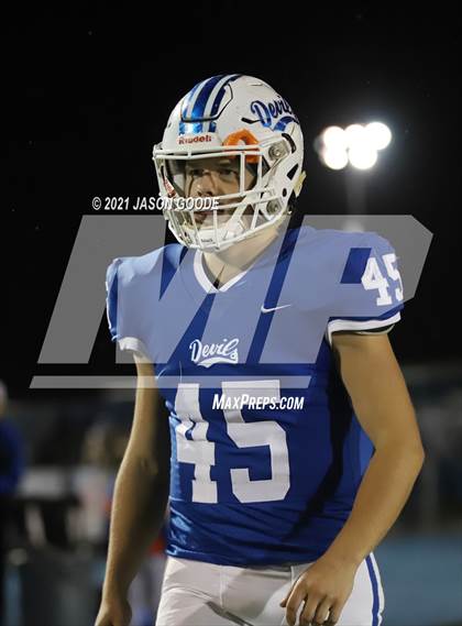 Thumbnail 1 in Riverdale @ Lebanon (TSSAA 6A 2nd Round Playoff) photogallery.