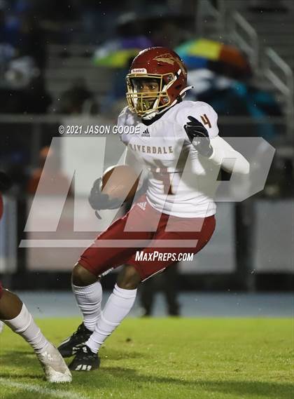 Thumbnail 3 in Riverdale @ Lebanon (TSSAA 6A 2nd Round Playoff) photogallery.