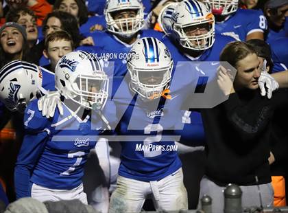 Thumbnail 1 in Riverdale @ Lebanon (TSSAA 6A 2nd Round Playoff) photogallery.