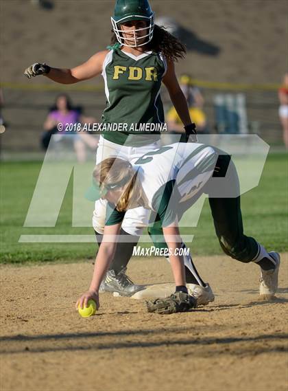 Thumbnail 2 in Roosevelt @ Minisink Valley (Section 9 Tournament) photogallery.