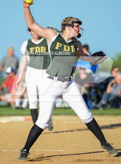 Thumbnail 2 in Roosevelt @ Minisink Valley (Section 9 Tournament) photogallery.