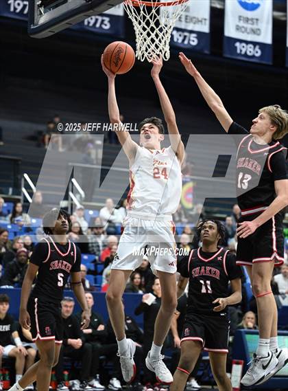 Thumbnail 3 in Shaker Heights vs. Brecksville-Broadview Heights (OHSAA Division 2 Regional Semifinal) photogallery.