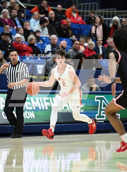 Thumbnail 1 in Shaker Heights vs. Brecksville-Broadview Heights (OHSAA Division 2 Regional Semifinal) photogallery.