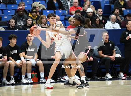 Thumbnail 1 in Shaker Heights vs. Brecksville-Broadview Heights (OHSAA Division 2 Regional Semifinal) photogallery.