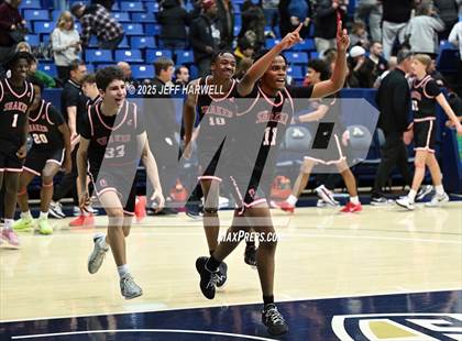 Thumbnail 2 in Shaker Heights vs. Brecksville-Broadview Heights (OHSAA Division 2 Regional Semifinal) photogallery.