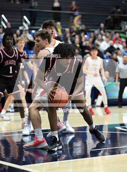 Thumbnail 3 in Shaker Heights vs. Brecksville-Broadview Heights (OHSAA Division 2 Regional Semifinal) photogallery.