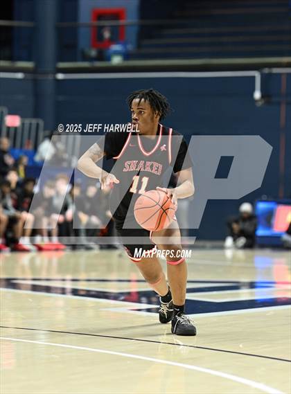 Thumbnail 1 in Shaker Heights vs. Brecksville-Broadview Heights (OHSAA Division 2 Regional Semifinal) photogallery.