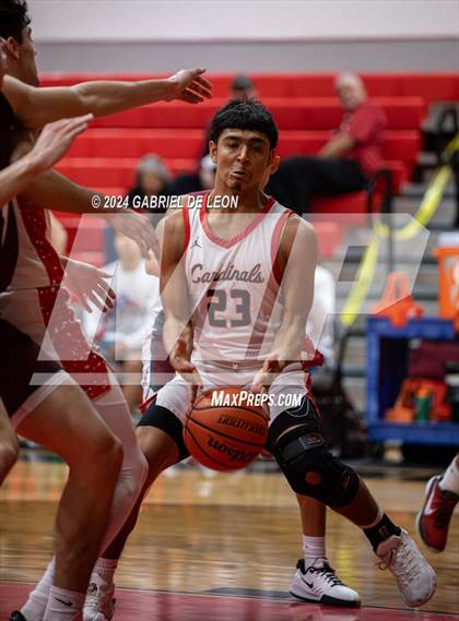 Thumbnail 2 in Mission @ Harlingen (UIL Basketball 6A Bi-District) photogallery.