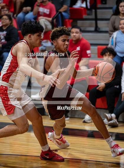 Thumbnail 3 in Mission @ Harlingen (UIL Basketball 6A Bi-District) photogallery.