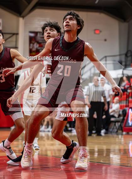 Thumbnail 2 in Mission @ Harlingen (UIL Basketball 6A Bi-District) photogallery.