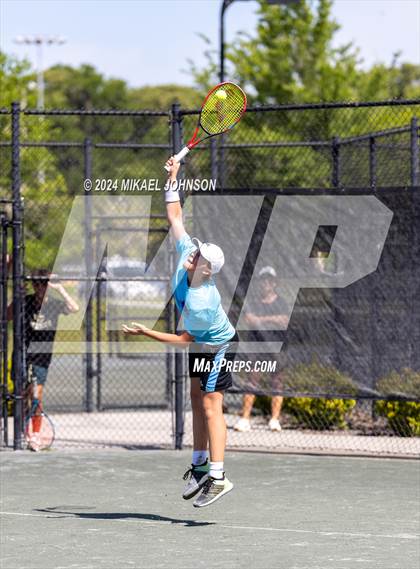 Thumbnail 1 in FHSAA 1A District 4 (Day 2) photogallery.