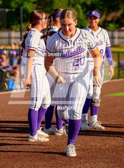 Thumbnail 2 in Grapevine @ Hallsville (UIL 5A D2 State Semifinal) photogallery.