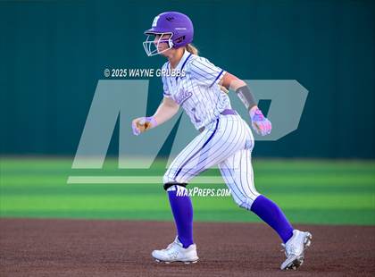 Thumbnail 1 in Grapevine @ Hallsville (UIL 5A D2 State Semifinal) photogallery.