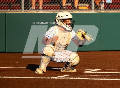 Thumbnail 3 in Grapevine @ Hallsville (UIL 5A D2 State Semifinal) photogallery.