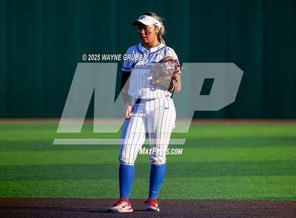Thumbnail 1 in Grapevine @ Hallsville (UIL 5A D2 State Semifinal) photogallery.