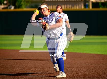 Thumbnail 3 in Grapevine @ Hallsville (UIL 5A D2 State Semifinal) photogallery.