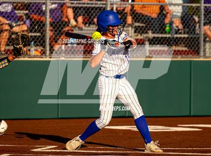 Thumbnail 2 in Grapevine @ Hallsville (UIL 5A D2 State Semifinal) photogallery.