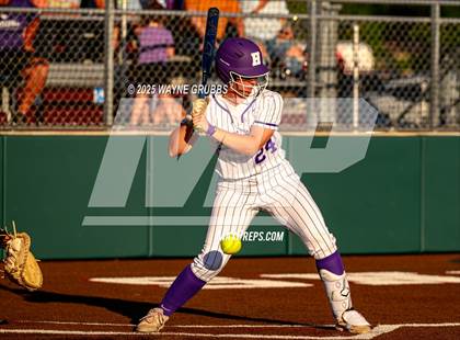 Thumbnail 1 in Grapevine @ Hallsville (UIL 5A D2 State Semifinal) photogallery.