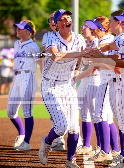 Thumbnail 3 in Grapevine @ Hallsville (UIL 5A D2 State Semifinal) photogallery.