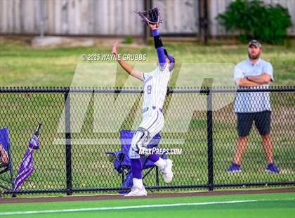 Thumbnail 2 in Grapevine @ Hallsville (UIL 5A D2 State Semifinal) photogallery.