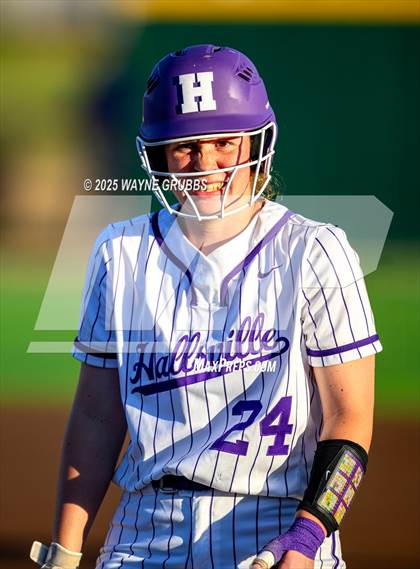 Thumbnail 3 in Grapevine @ Hallsville (UIL 5A D2 State Semifinal) photogallery.
