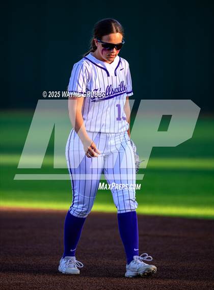Thumbnail 1 in Grapevine @ Hallsville (UIL 5A D2 State Semifinal) photogallery.