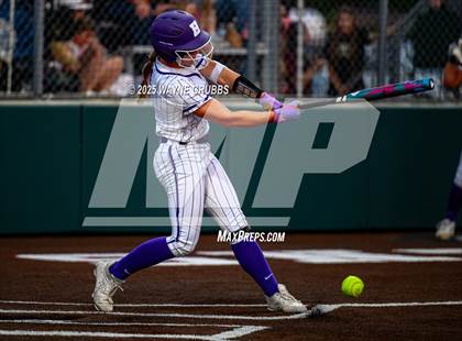 Thumbnail 2 in Grapevine @ Hallsville (UIL 5A D2 State Semifinal) photogallery.