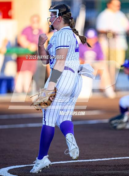 Thumbnail 1 in Grapevine @ Hallsville (UIL 5A D2 State Semifinal) photogallery.